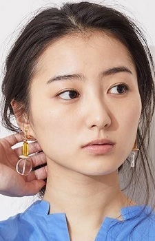 高田里穗