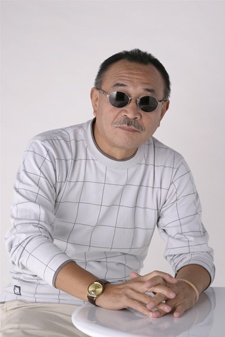 武論尊