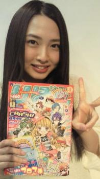 藤原友佳