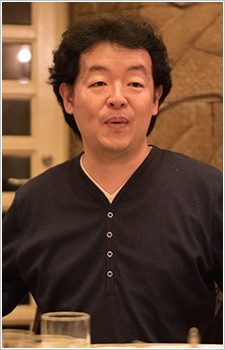長濱博史