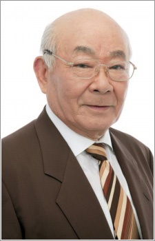 大冢周夫