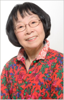 堀絢子