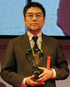 井上伸一郎