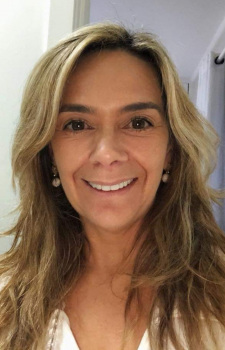 Santos, Angelica