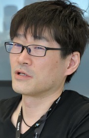 上田耕行