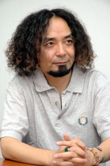 蘆野芳晴