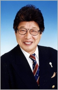 增岡弘
