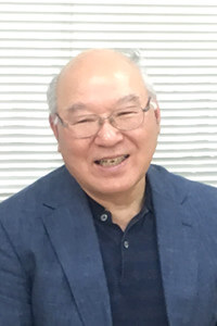 田中英行