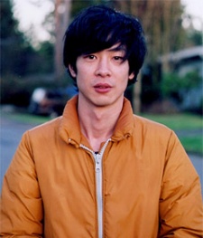 加瀬 亮 