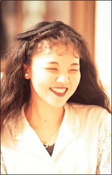 赤土眞弓