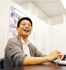 中武哲也