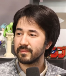 アルトゥ健