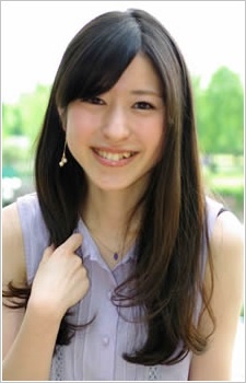 鳥部萬里子