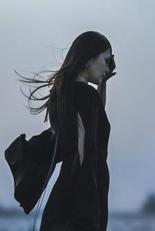 書上奈朋子