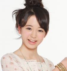 山内菜々