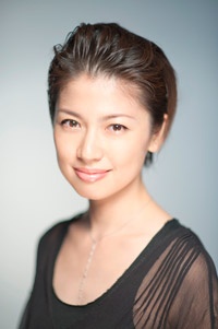 純名里沙
