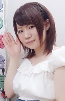 小林磨唯