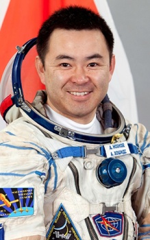 星出彰彦