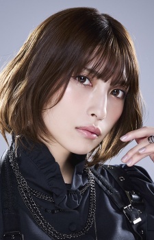 上杉真央