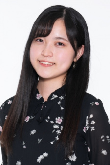 日原步美